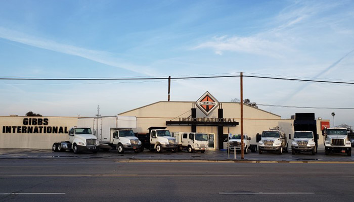 Bakersfield Idealease Building